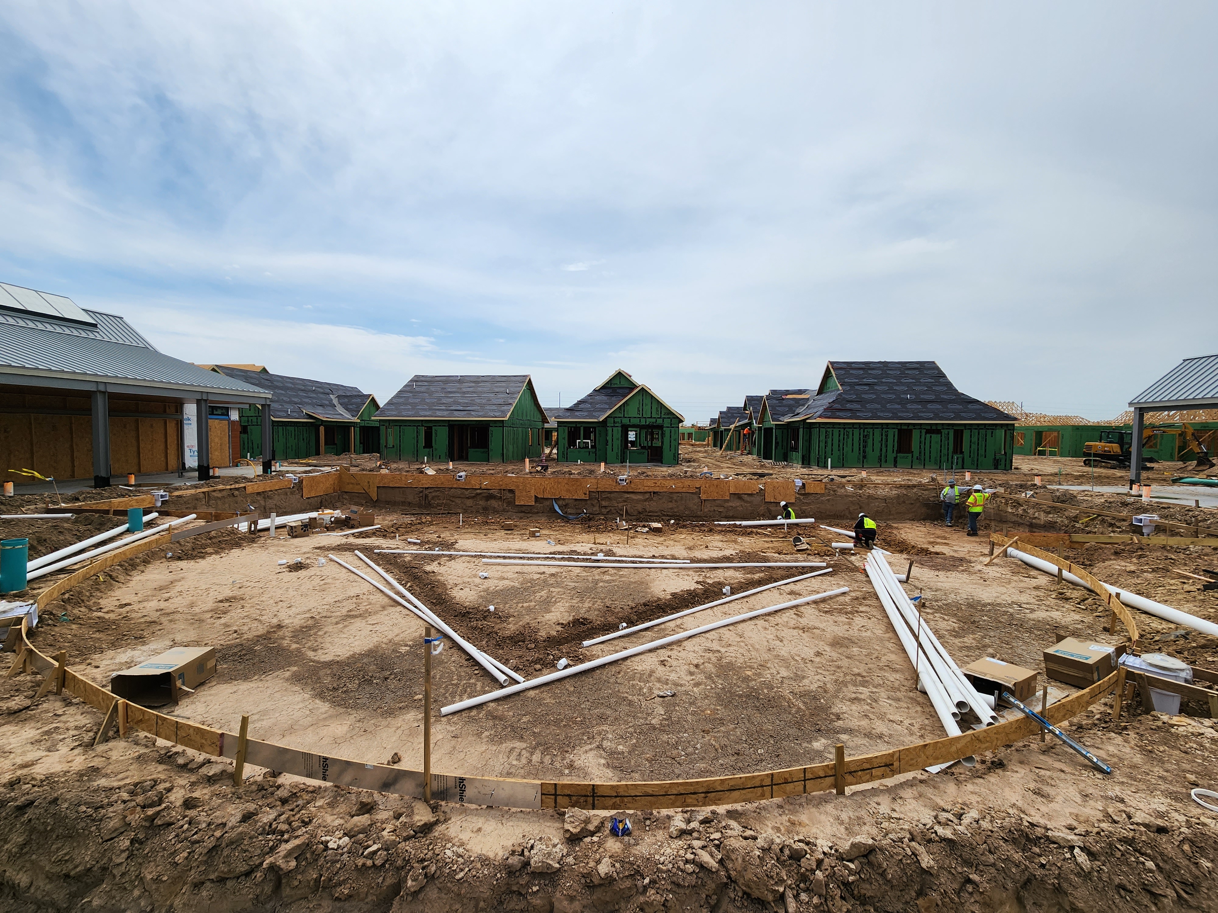 Rolling mobilization across the release, shells in sequence — Nova Luxe Construction, Dallas–Fort Worth